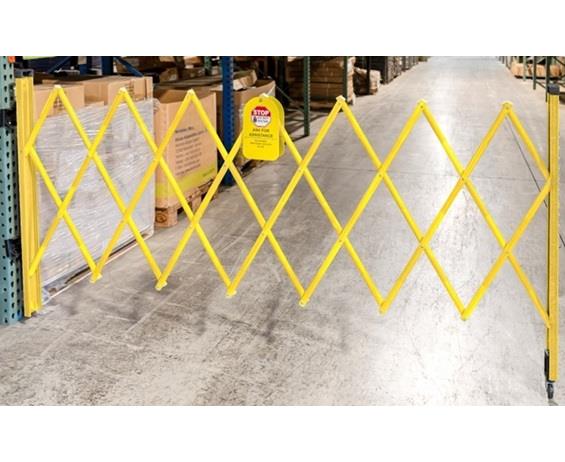 SAFETY BARRICADE GATE