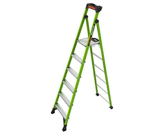 LITTLE GIANT® MIGHTYLITE™ STEPLADDER
