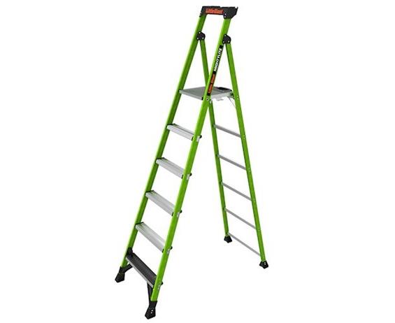 LITTLE GIANT® MIGHTYLITE™ STEPLADDER