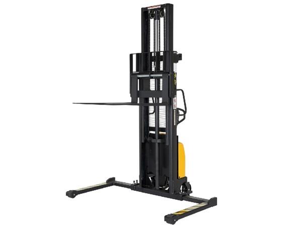 COMBINATION HAND PUMP AND ELECTRIC STACKER