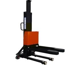 SELF LIFTING STACKER