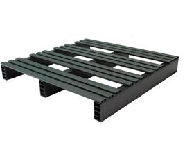 STOCKED PLASTIC PALLETS