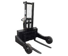 ROUGH TERRAIN STACKER