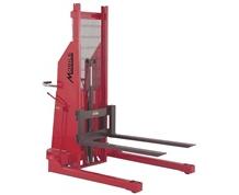 B-SERIES NON-TELESCOPIC HYDRAULIC STACKER
